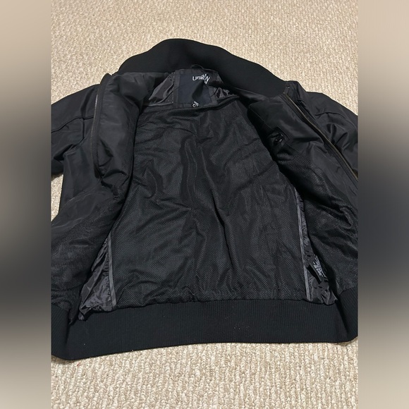 COPY - Urban Heritage Jacket - Picture 5 of 9